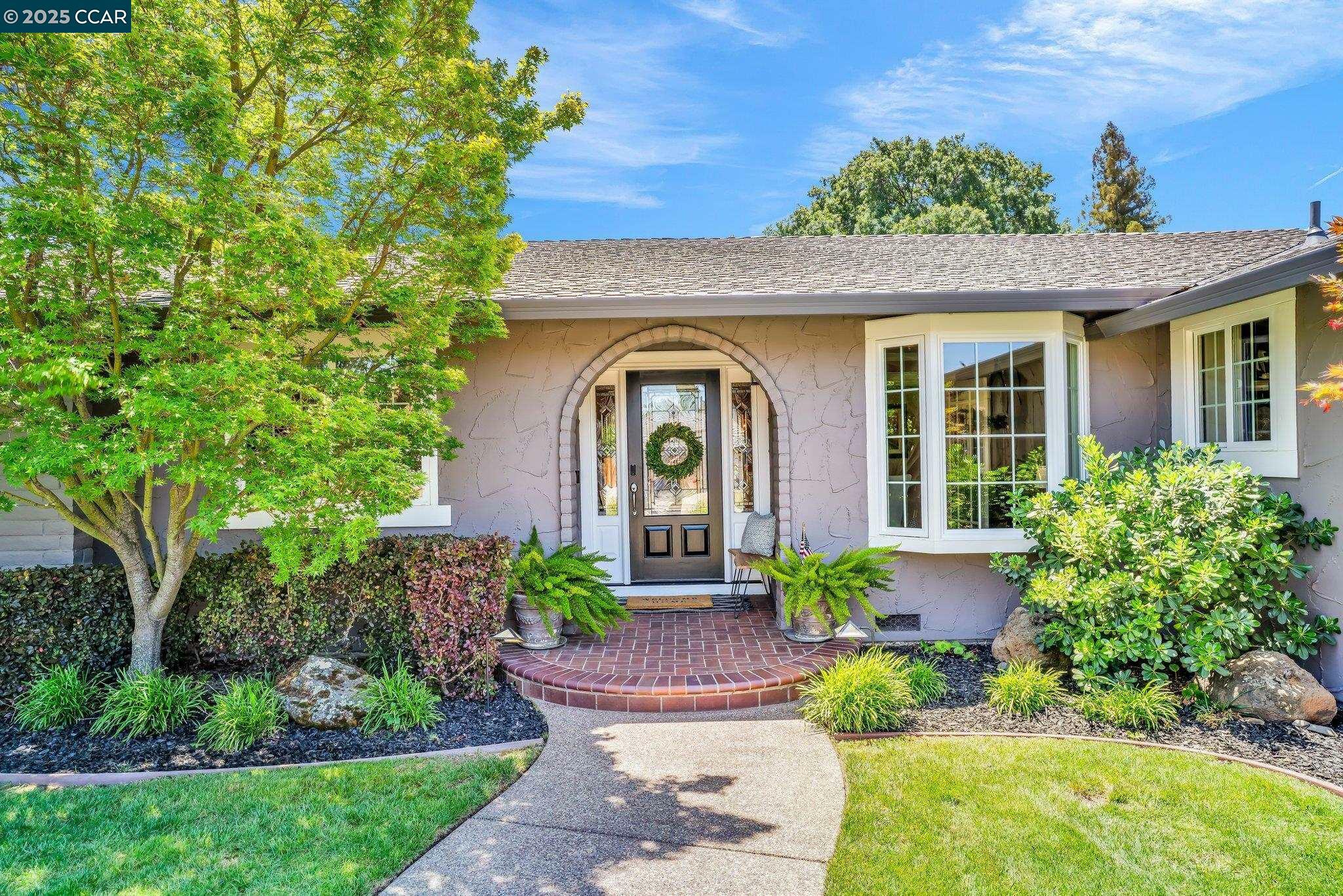 Property Photo: 735 Bloching Cir CA 94517