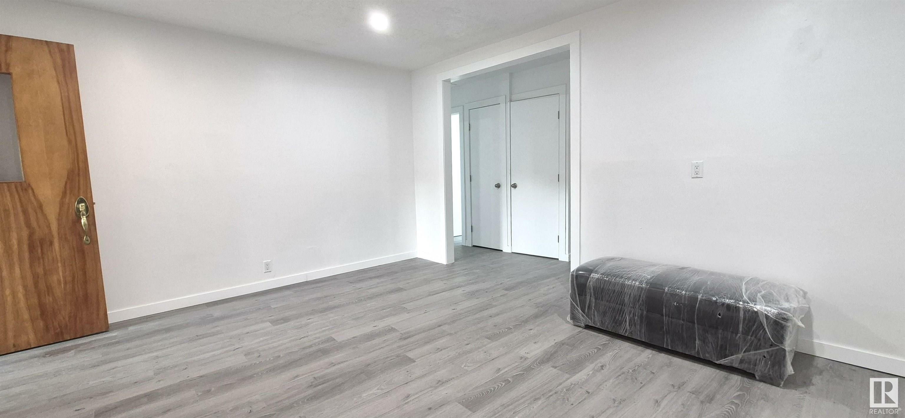 Property Photo: 11611 87 Street NW AB T5B 3M6