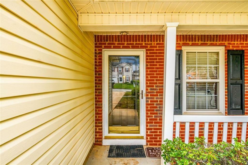 Property Photo: 455 Lakeside Circle GA 30016