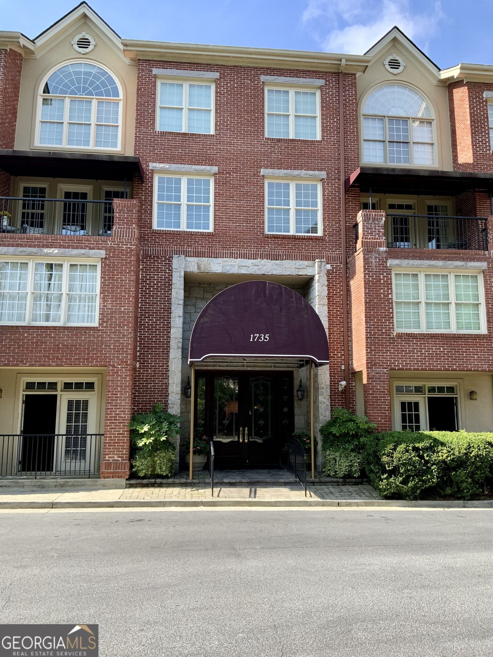 Property Photo:  1735 Peachtree Street NE 514  GA 30309 