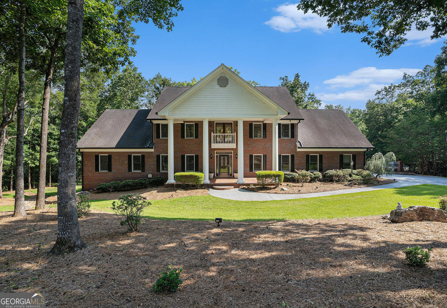 Property Photo: 402 Clyde Court GA 30252