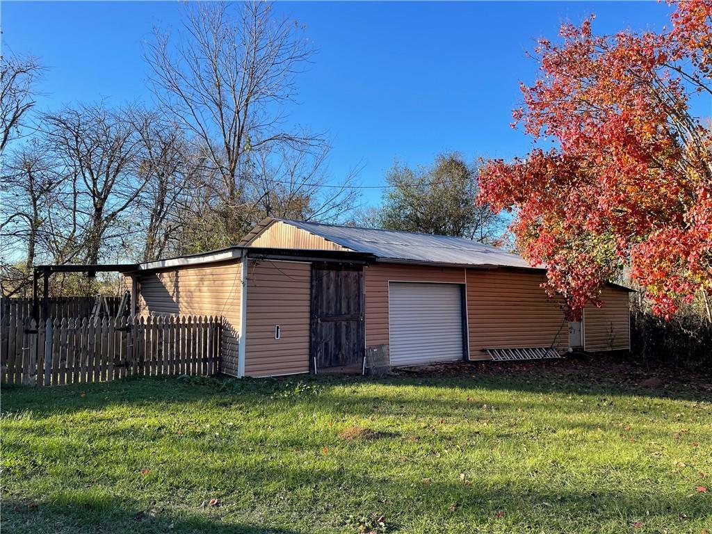 Property Photo: 2326 N Highway 1 Highway LA 71457