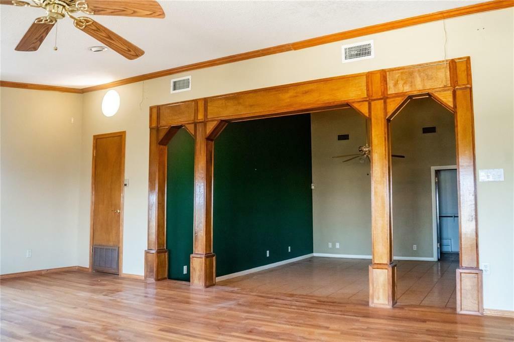 Property Photo: 890 Rattlesnake Road TX 76548