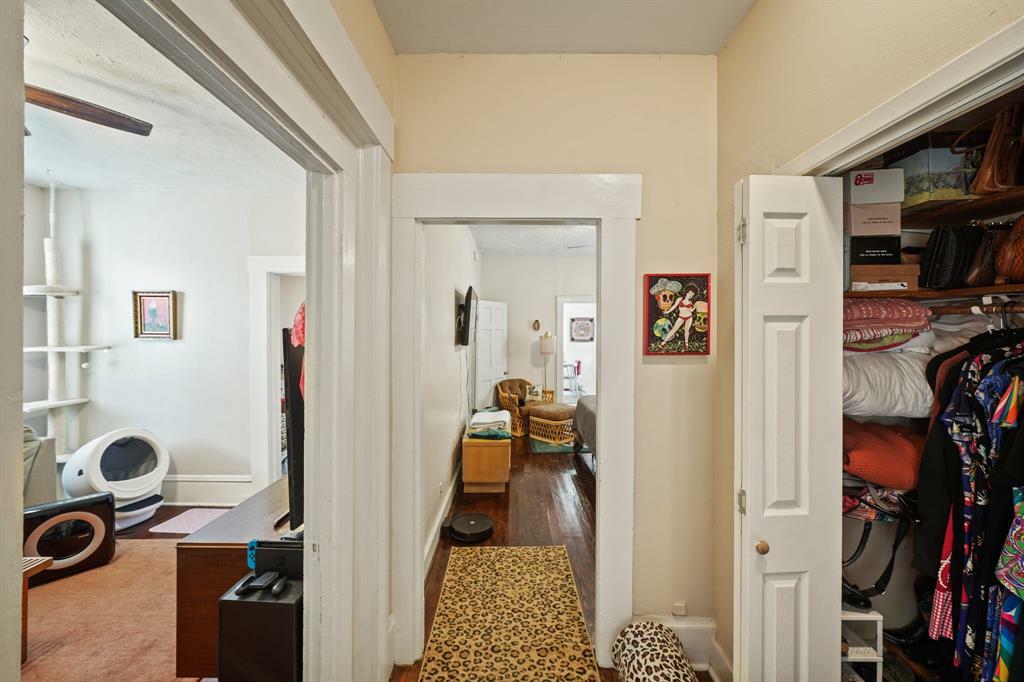 Property Photo: 1320 Alexander Street TX 77008