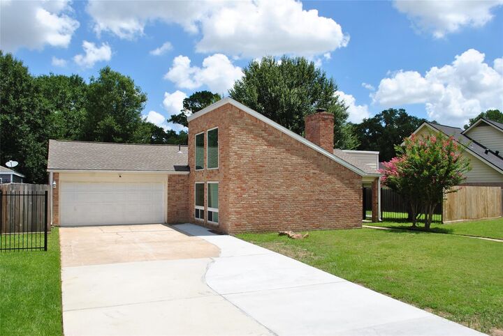Property Photo: 15106 Runbell Place TX 77095