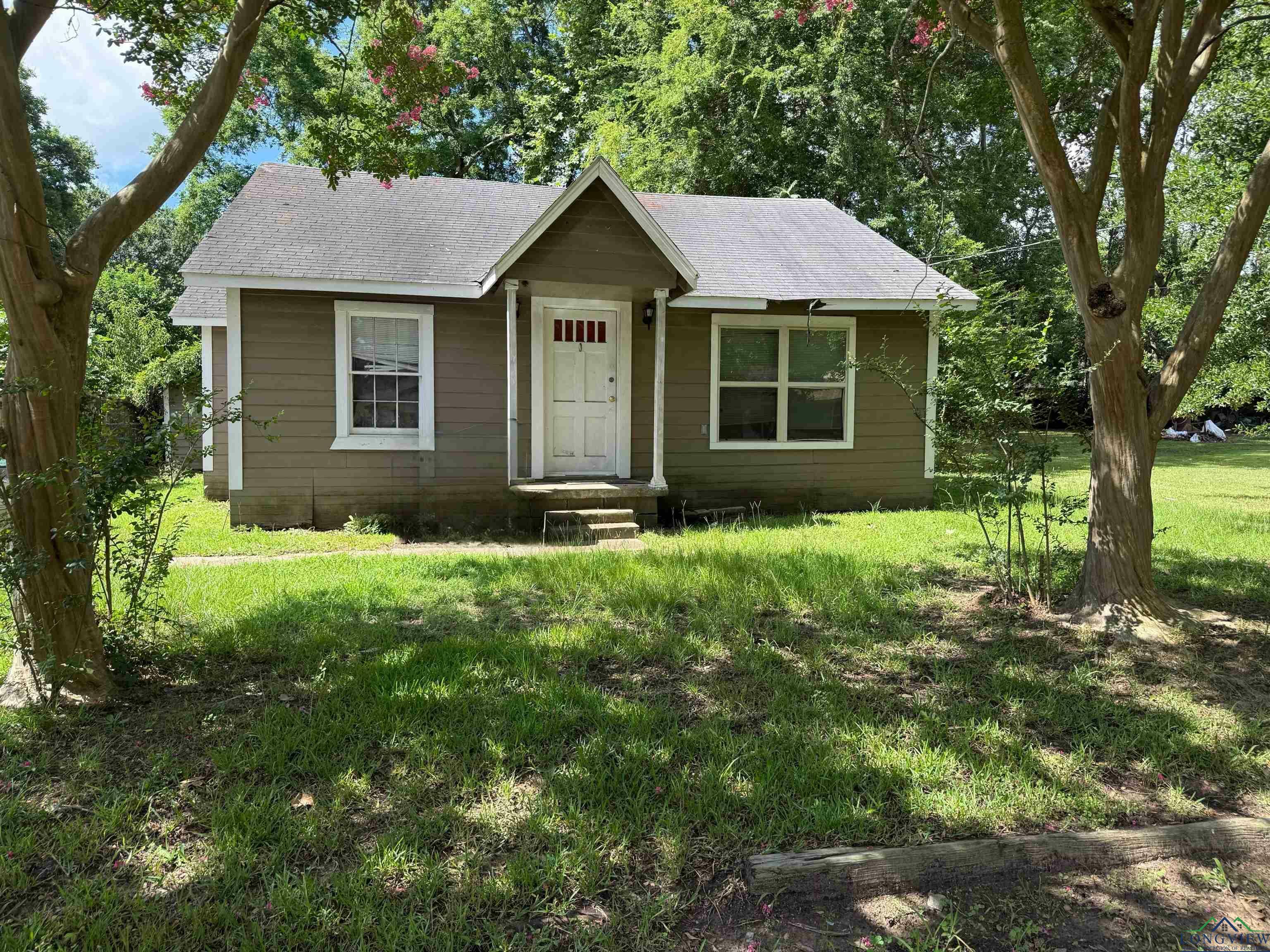 808 Owings St.  Longview TX 75602 photo