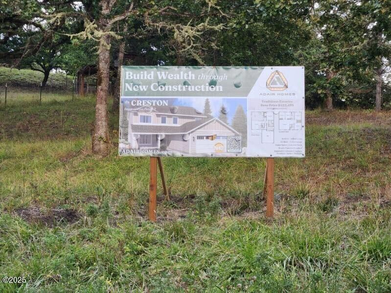 Property Photo: 1200 NE Center Street OR 97378