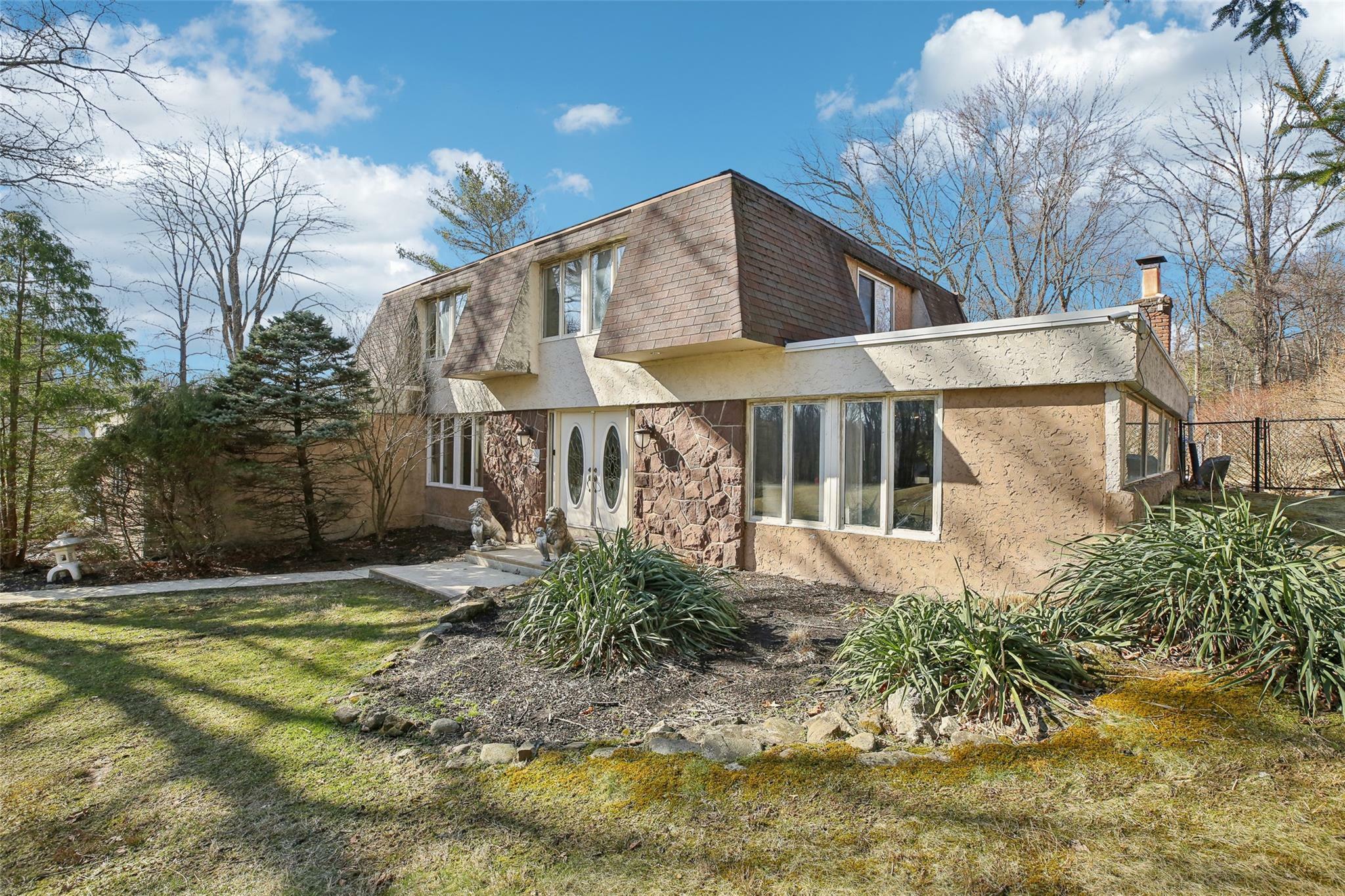 Property Photo: 2 Rainbow Court NY 10956