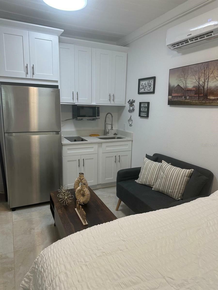 Property Photo: 1635 Evergreen Street D FL 34746