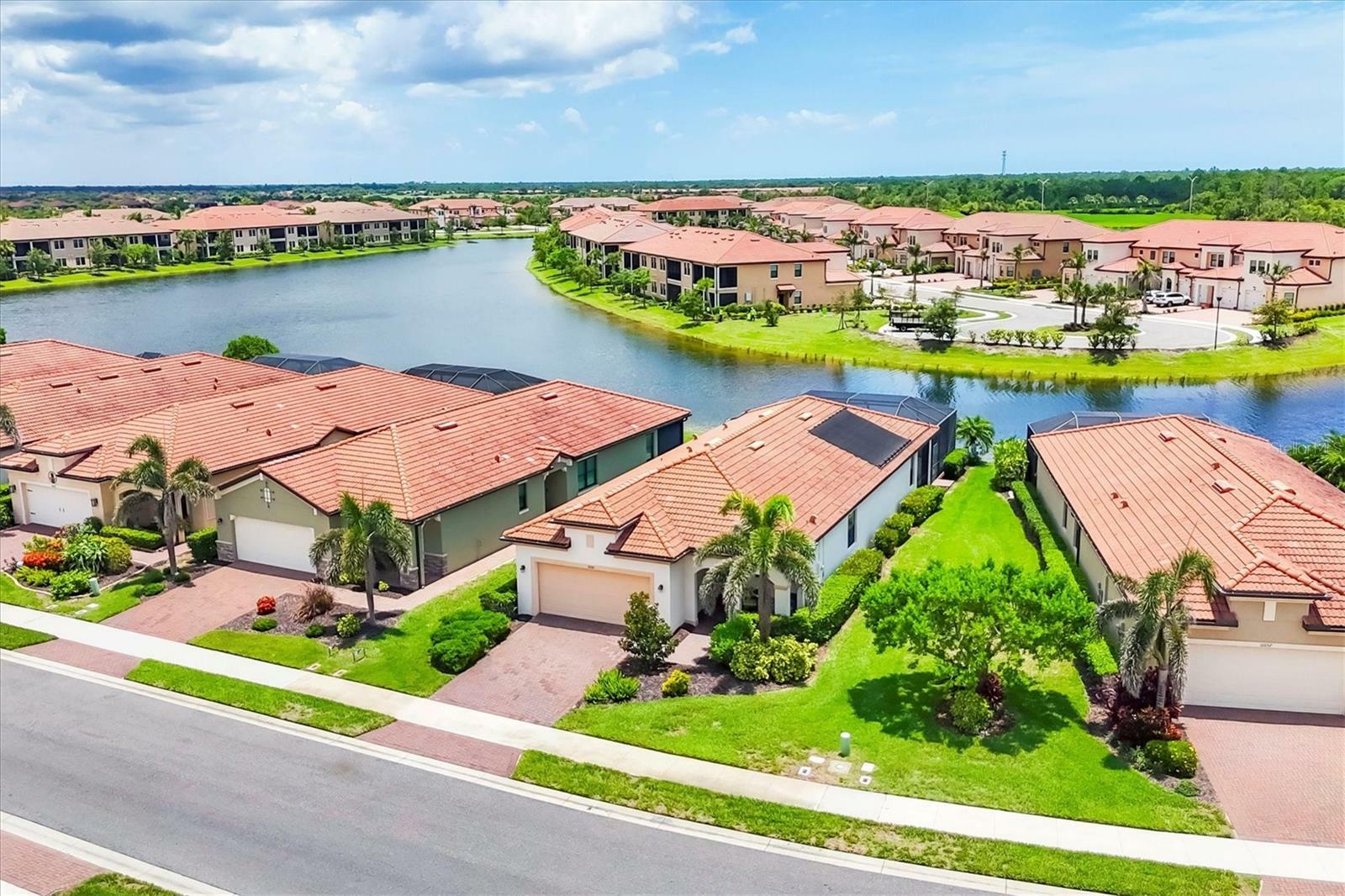 Property Photo: 10061 Cozy Grove Drive FL 34293