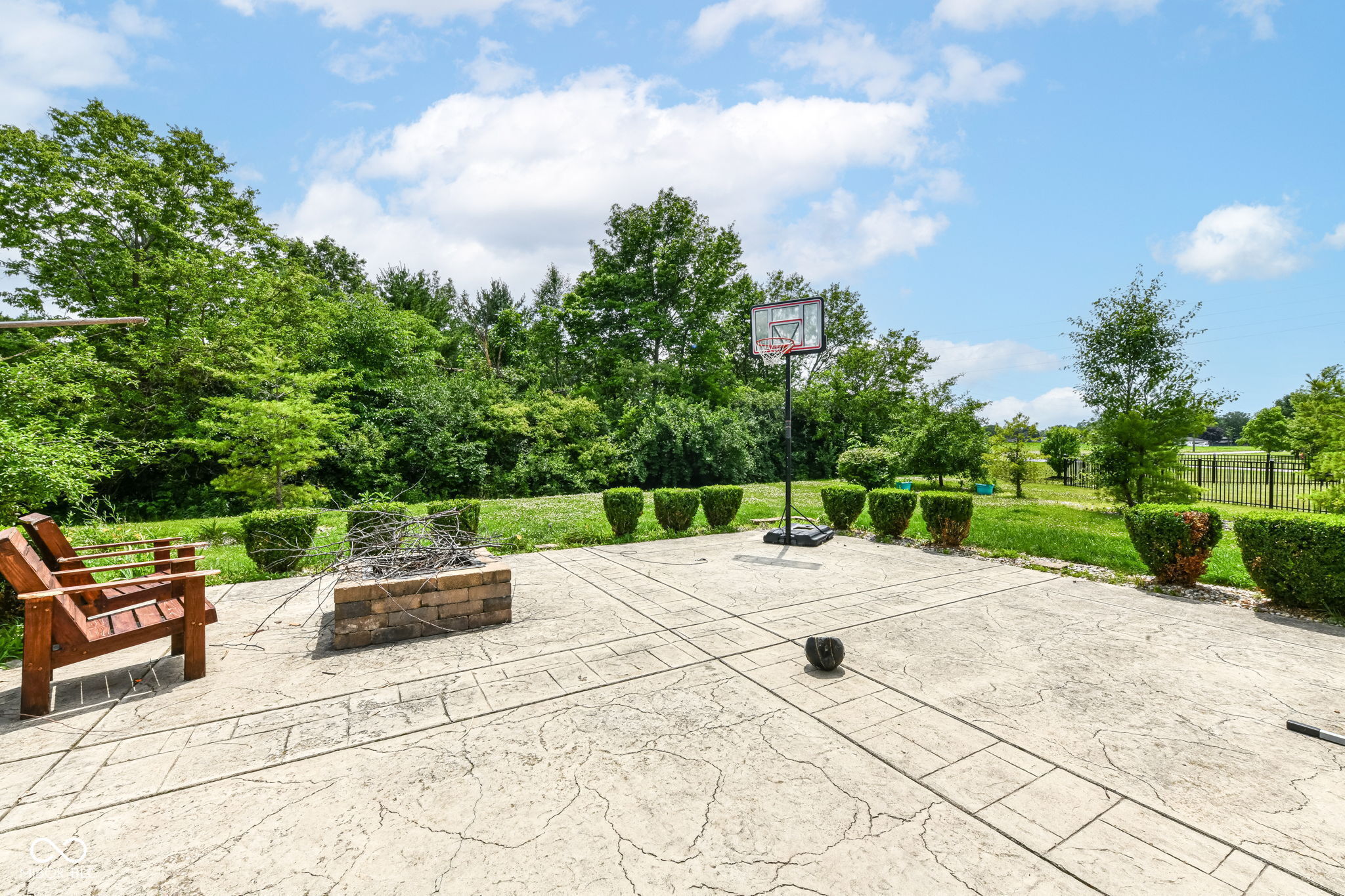 Property Photo: 2029 Seven Peaks Drive IN 46034