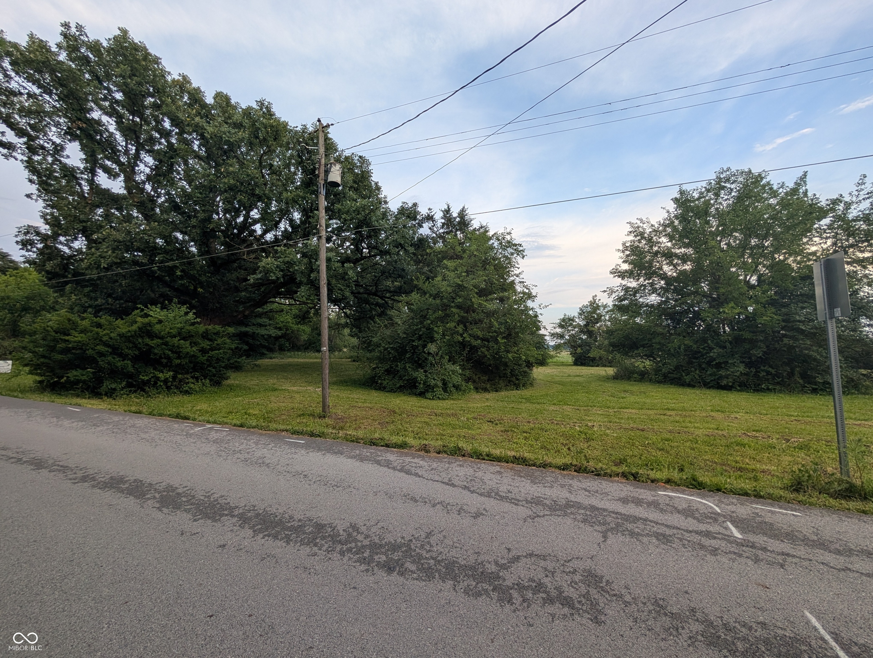 Property Photo: 401 S D Street IN 46036