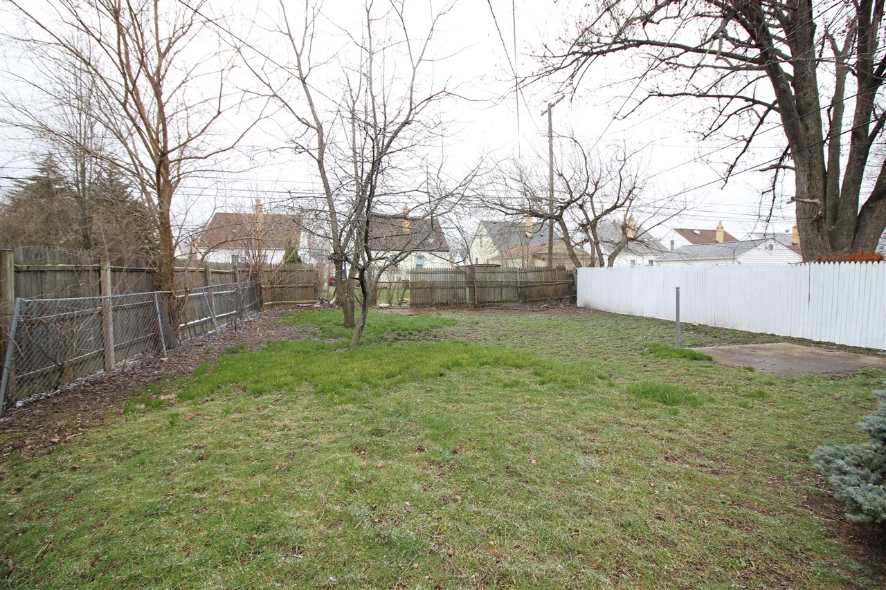Property Photo: 22779 Almond Avenue MI 48021-1902