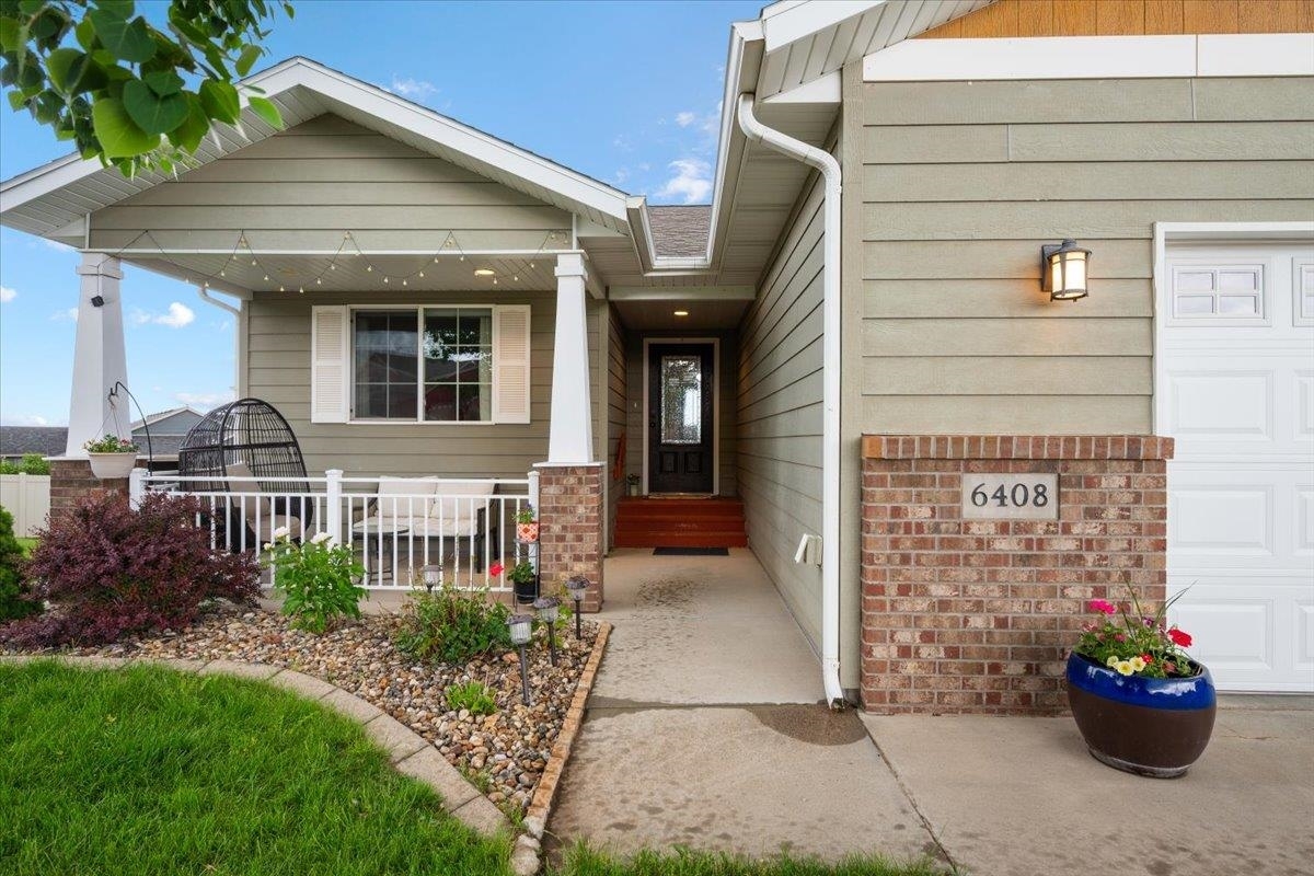 Property Photo: 6408 Sahalee Court SD 57702