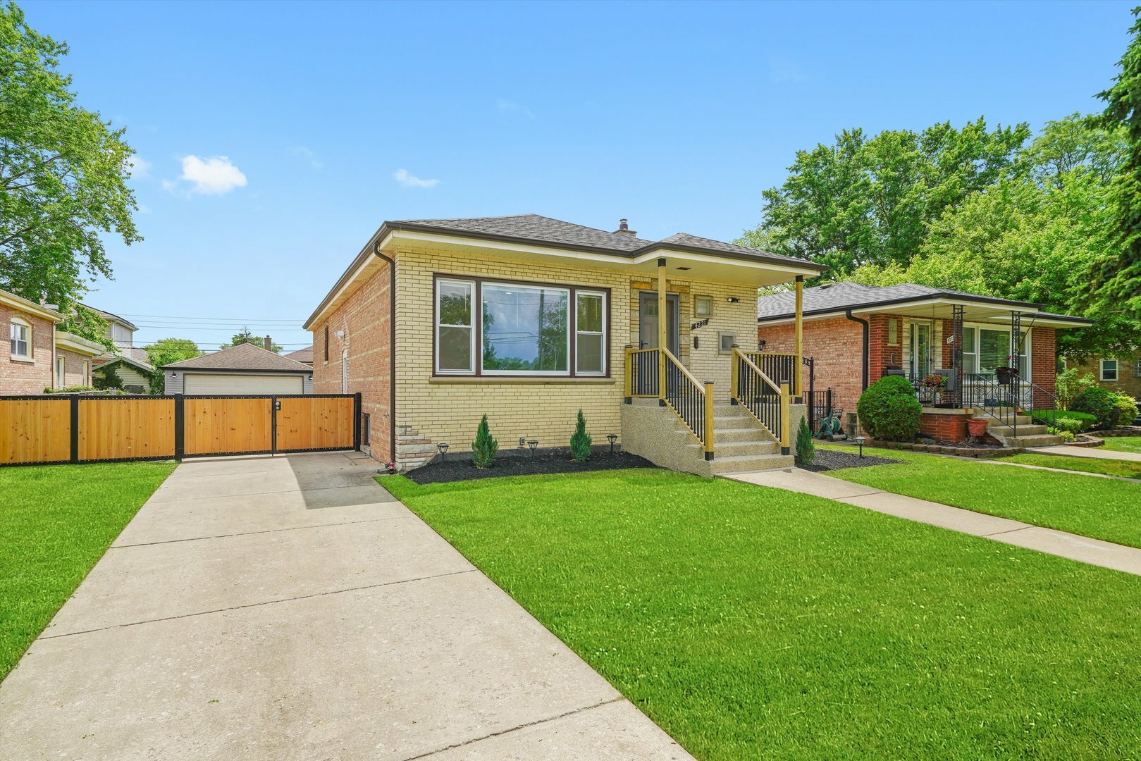 Property Photo: 4221 W 107th Street IL 60453