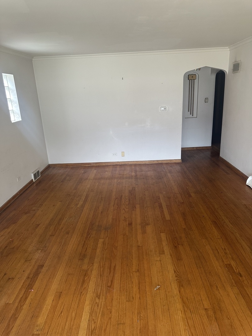 Property Photo:  8208 S Sacramento Avenue  IL 60652 