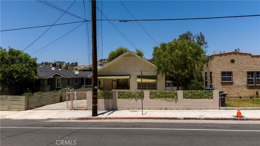 Property Photo: 3621 Griffin Avenue CA 90031