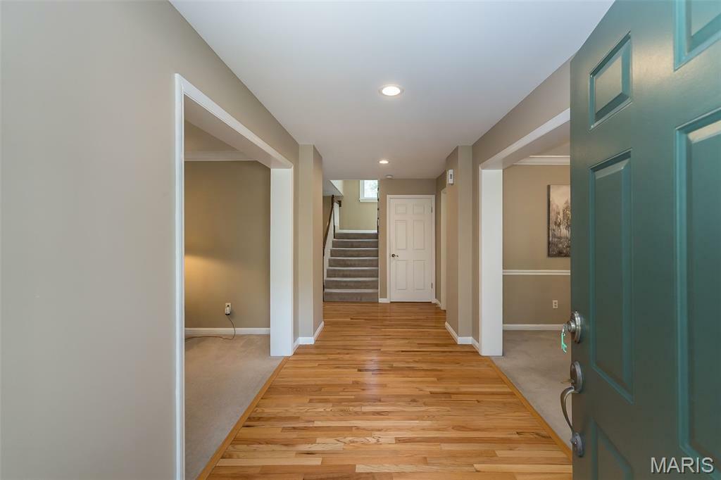 Property Photo:  2056 Meadowbrook Way Drive  MO 63017 