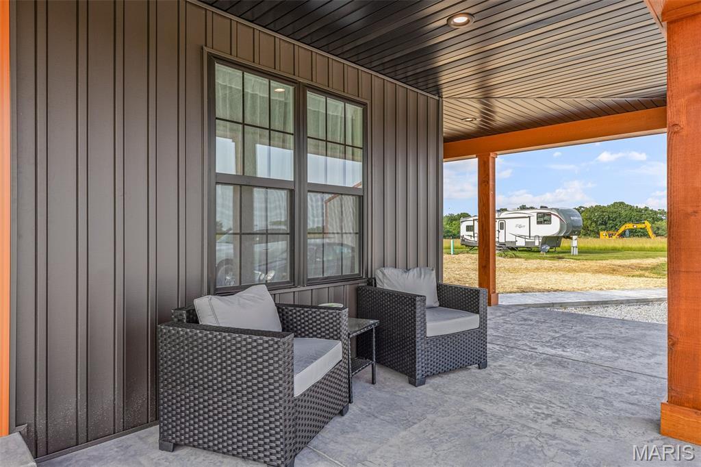 Property Photo:  10714 Stocking Farms Estates  MO 63071 
