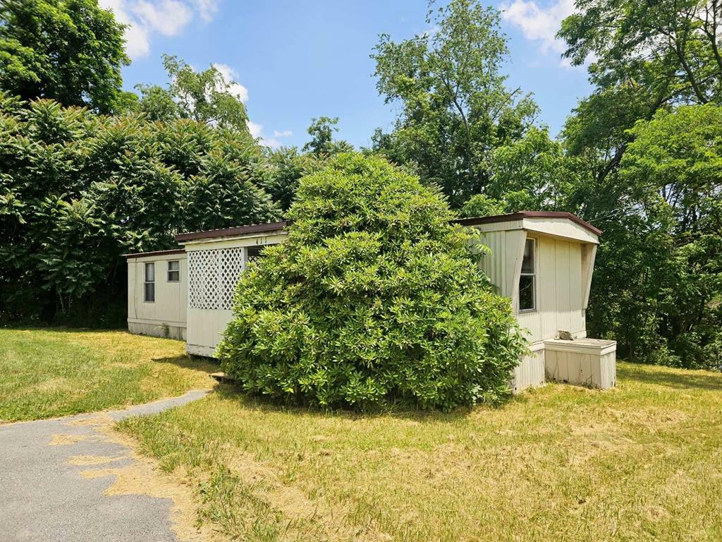 Property Photo: 411 Reasor Lane WV 24740