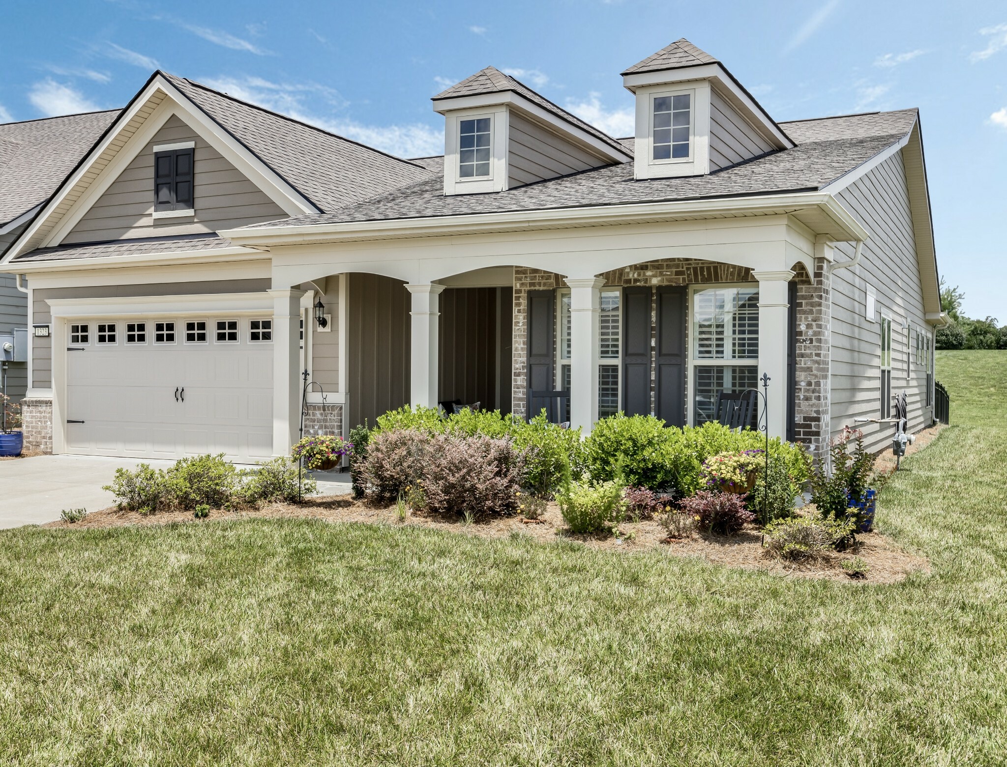 Property Photo: 1323 Madison Ln TN 37174