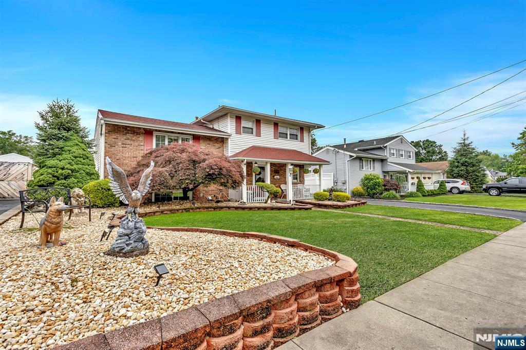 Property Photo:  108 Brentwood Road  NJ 08869 