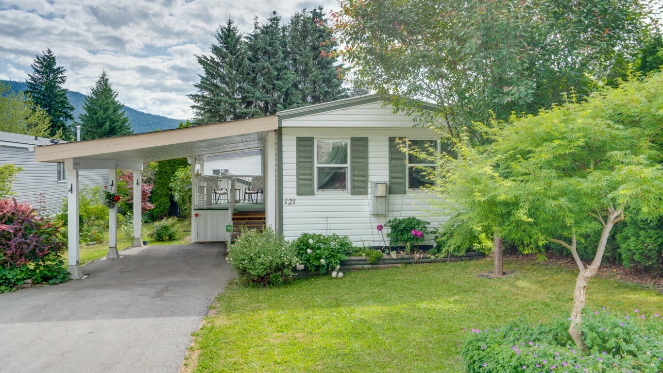 3350 10 Avenue NE 121  Salmon Arm BC V1E 1J6 photo