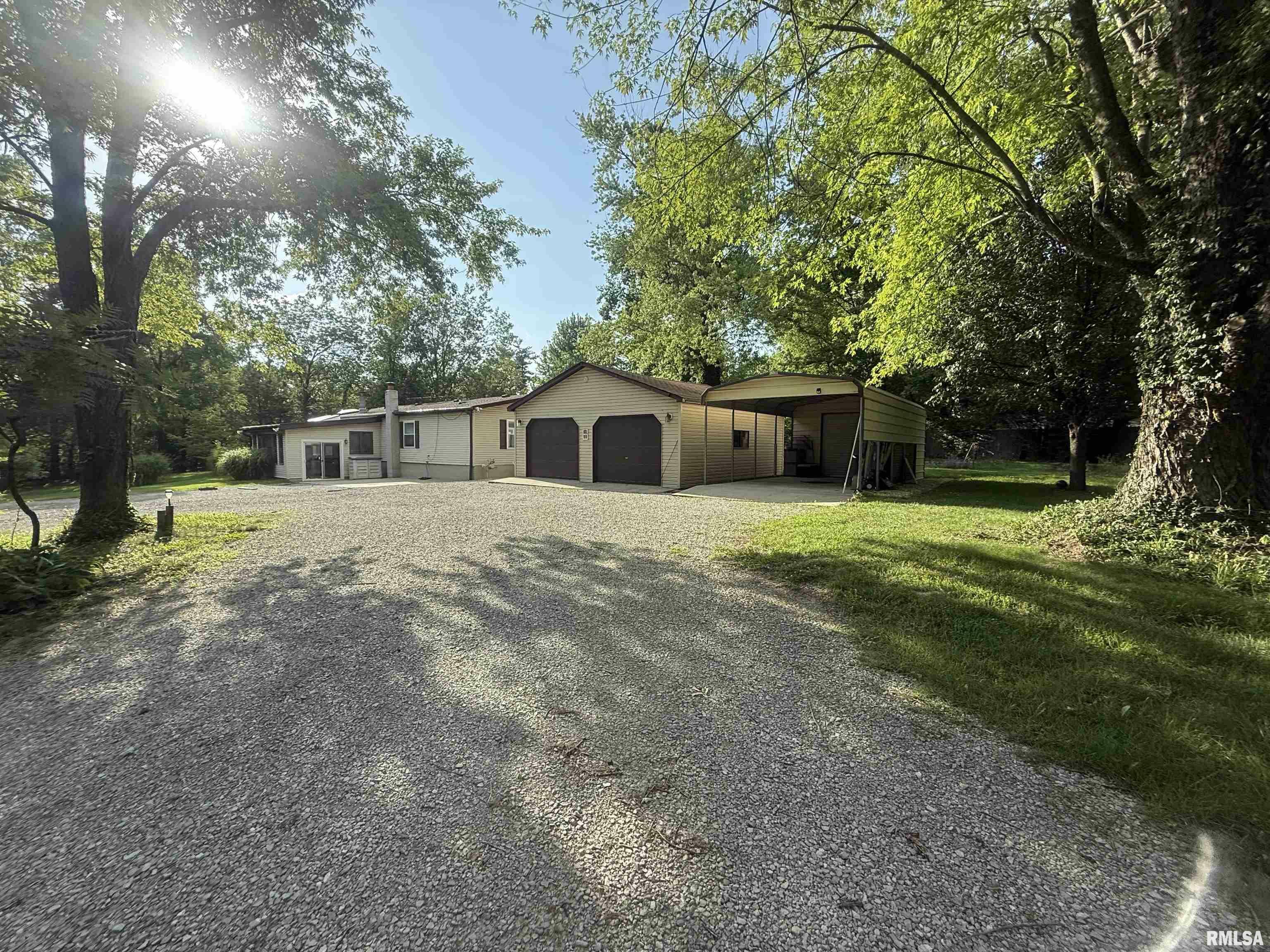 Property Photo:  21 Sumac Circle  IL 62958 