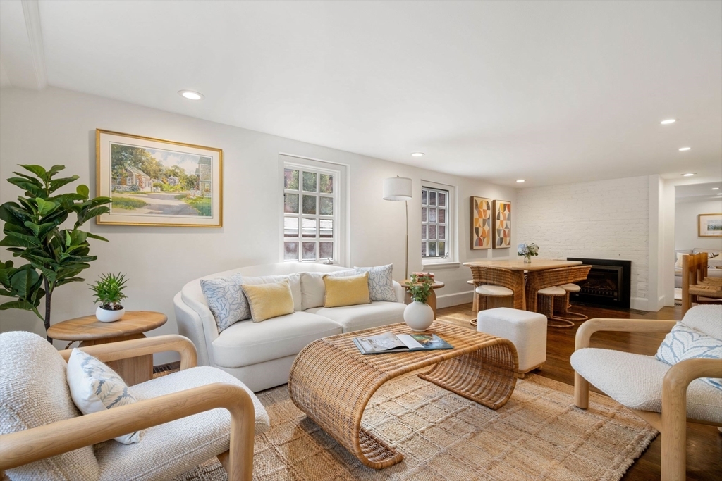 Property Photo:  21 Branch Street  MA 02108 