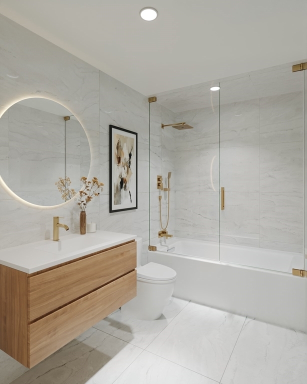 Property Photo: 125 Lowell Street 2C MA 02143