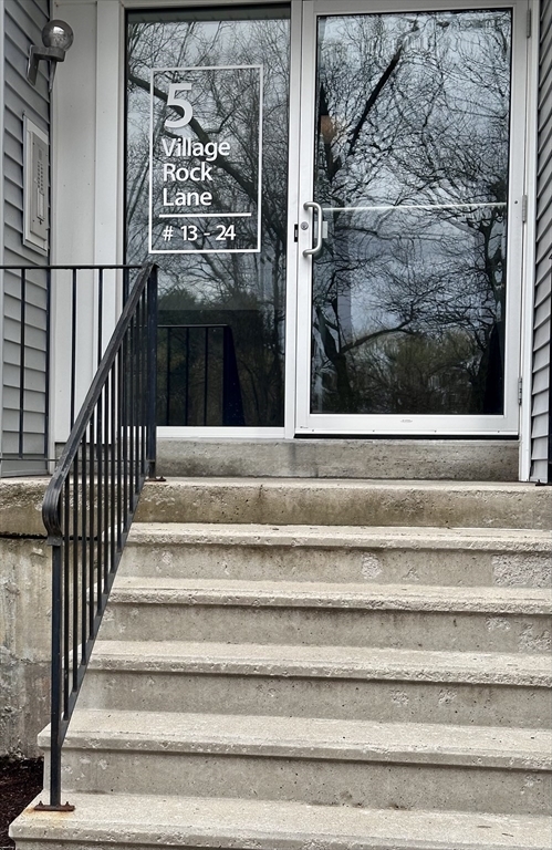 Property Photo: 5 Village Rock Ln 24 MA 01760