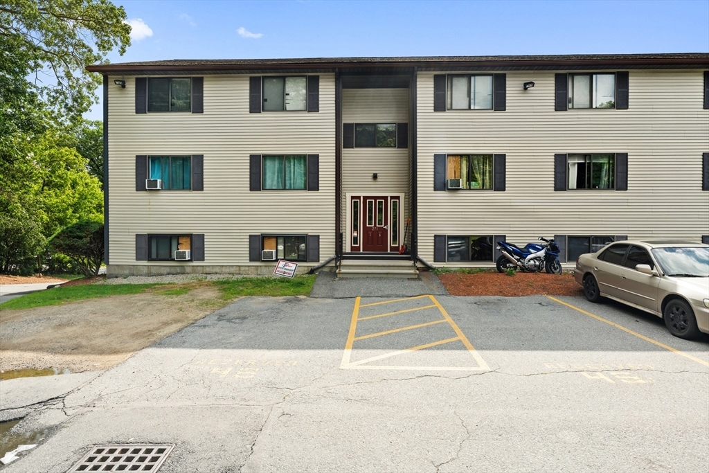 Property Photo:  271 Humphrey St H2  MA 01850 