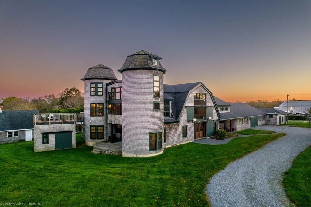 Property Photo:  1 Masthead Ln  MA 02747 