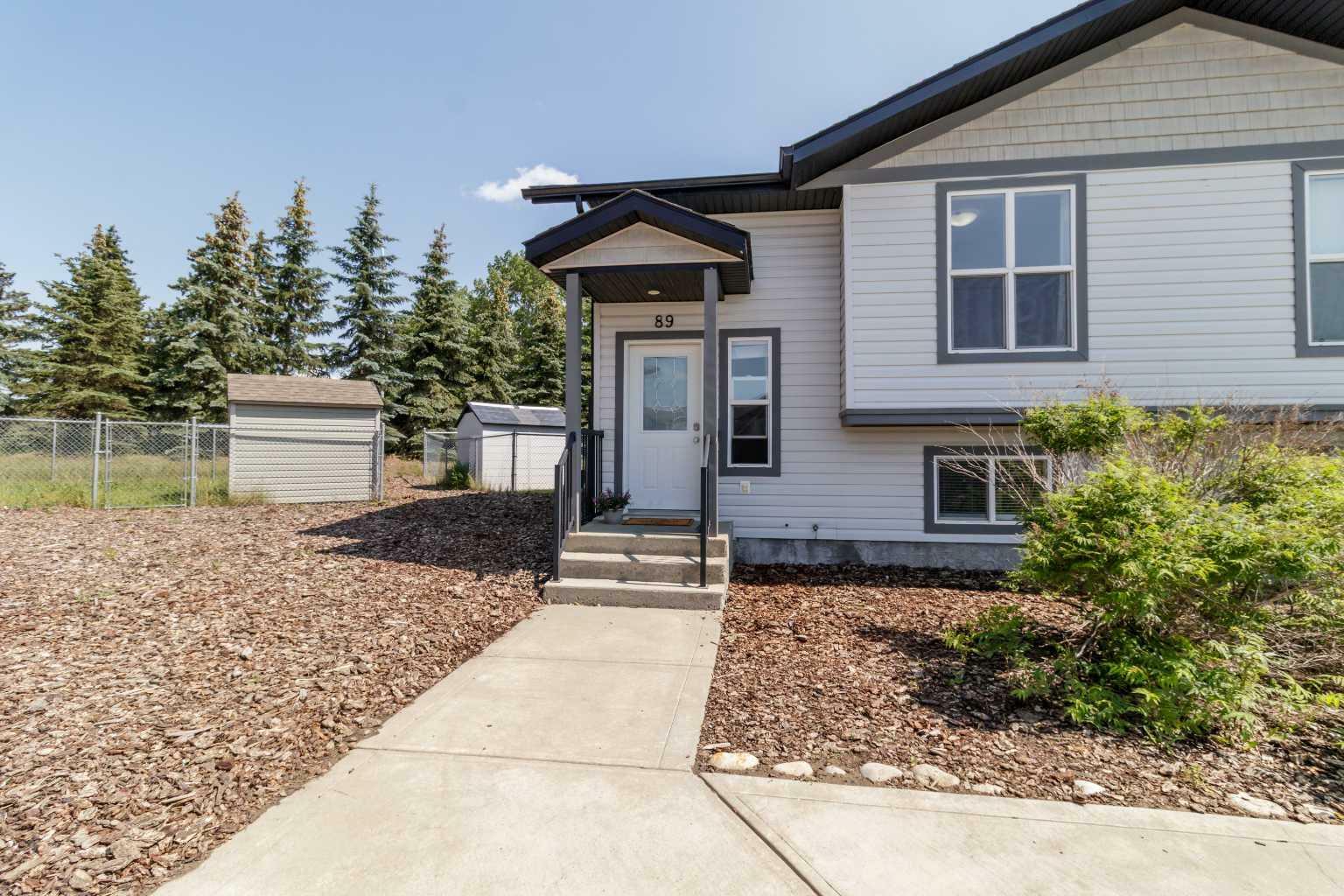 89 Winston Place  Blackfalds AB T0M 0J0 photo