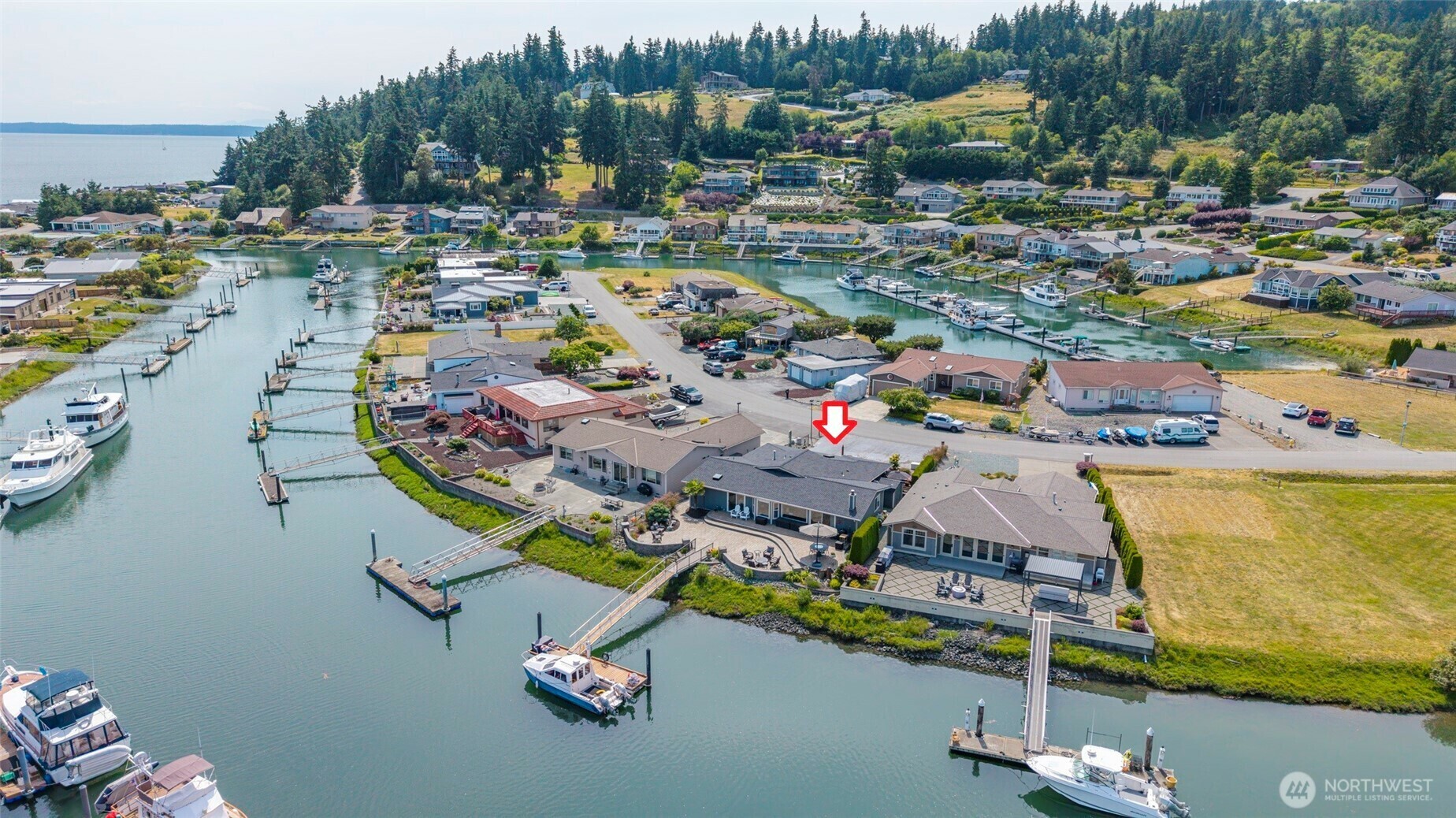 2250  Mariners Way  Oak Harbor WA 98277 photo