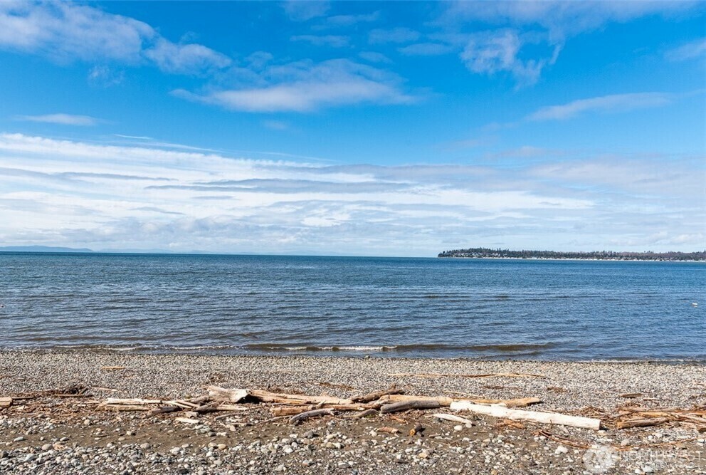 Property Photo: 7806 Birch Bay Dr. 501 WA 98230