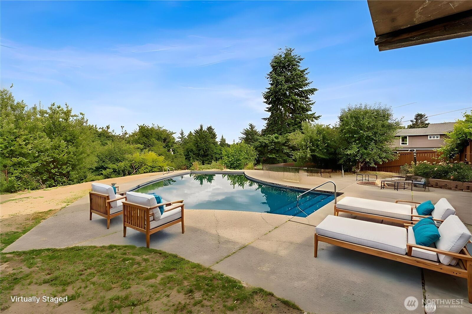 Property Photo: 1225 21st Street SW WA 98371