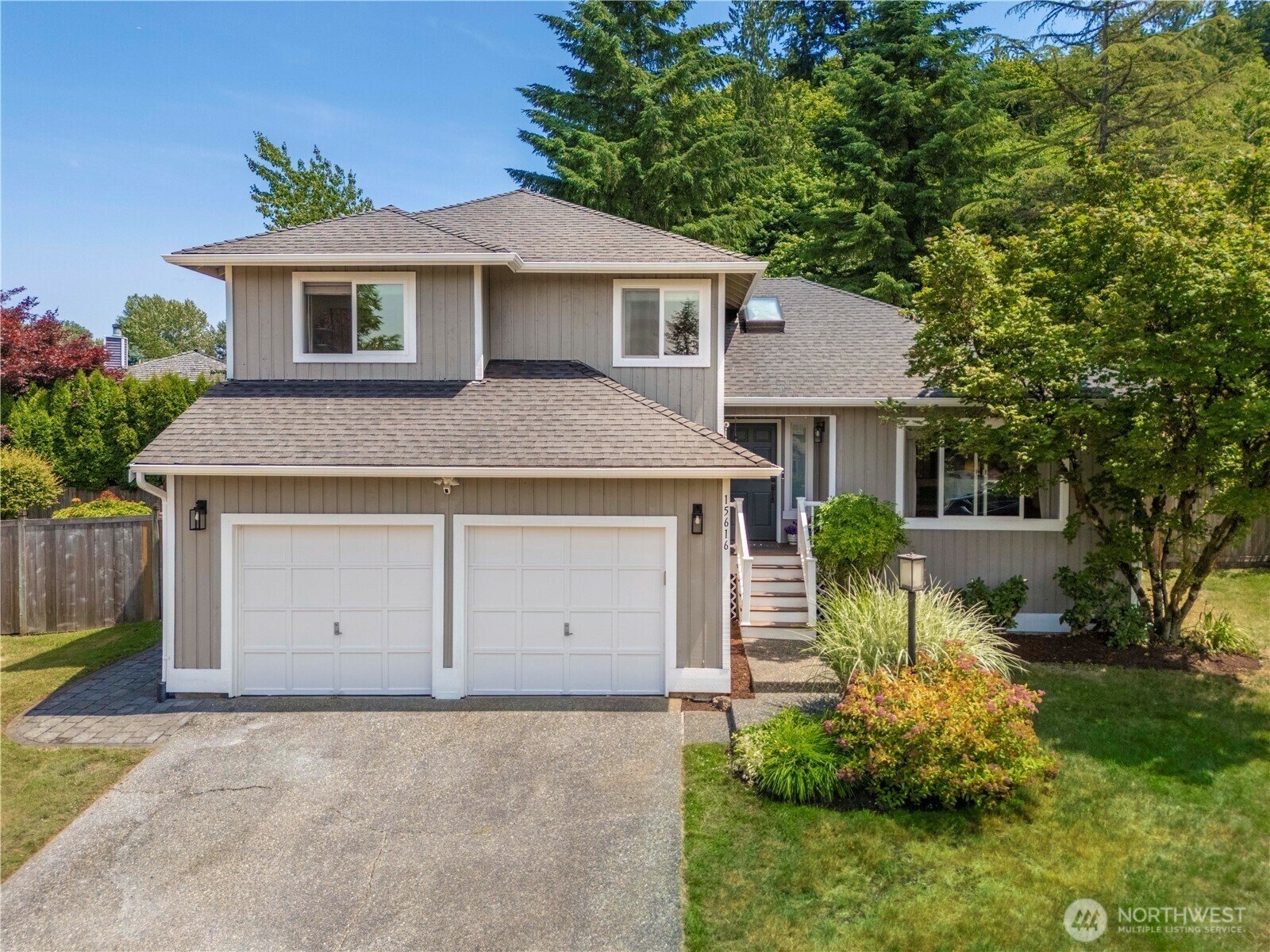 Property Photo: 15616 160th Court SE WA 98058