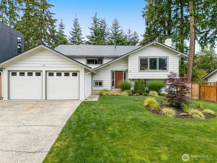 Property Photo: 539 129th Avenue SE WA 98005