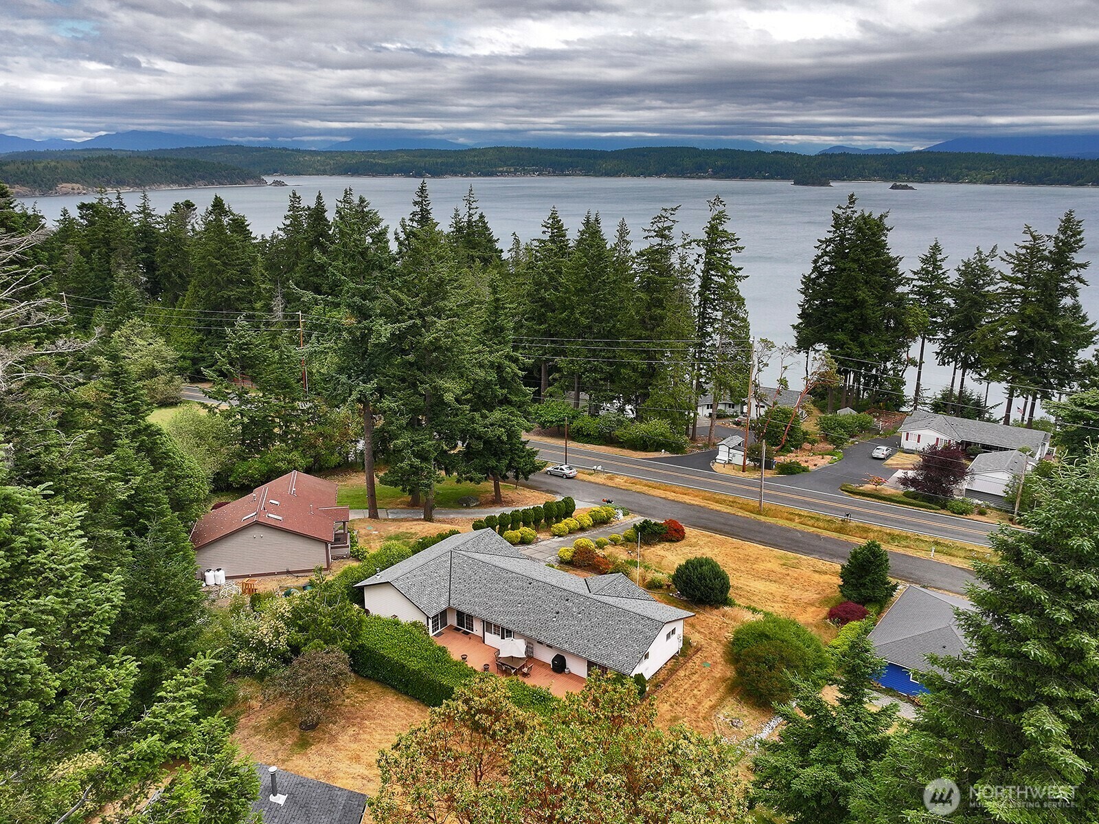 4535  Skagit Vista Drive  Oak Harbor WA 98277 photo