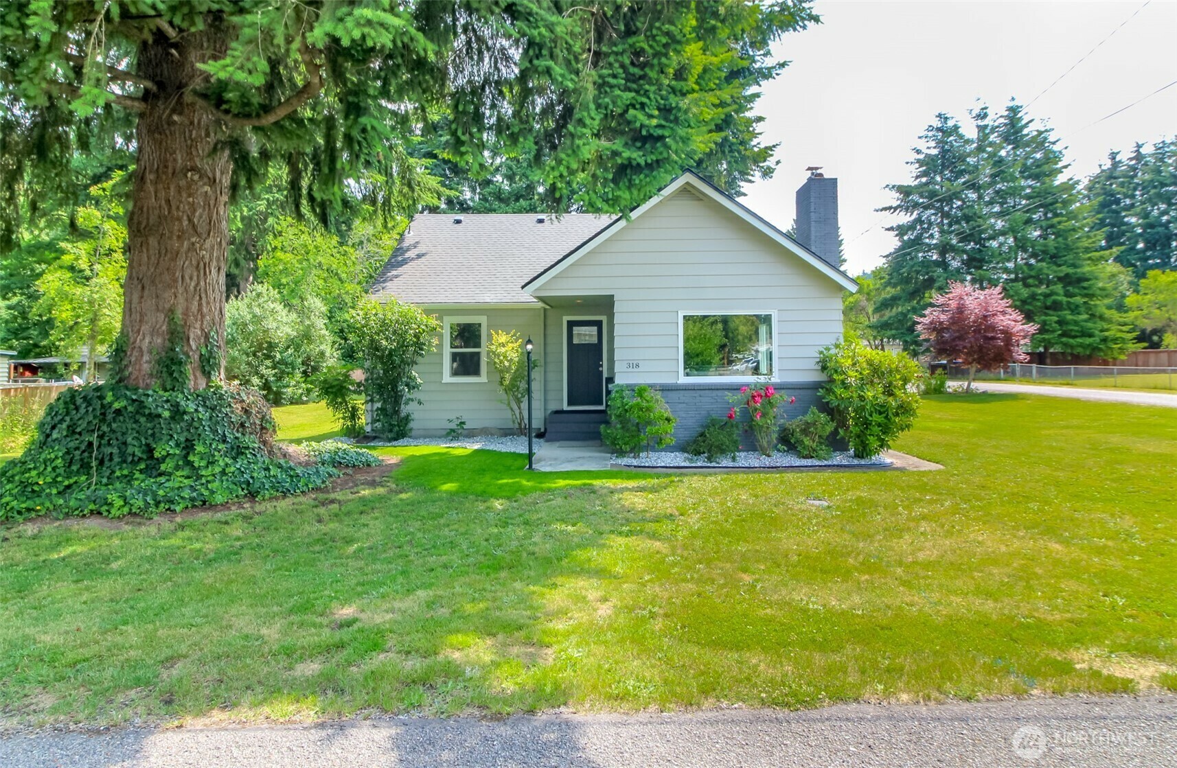 Property Photo: 318 Mill Avenue SE WA 98360