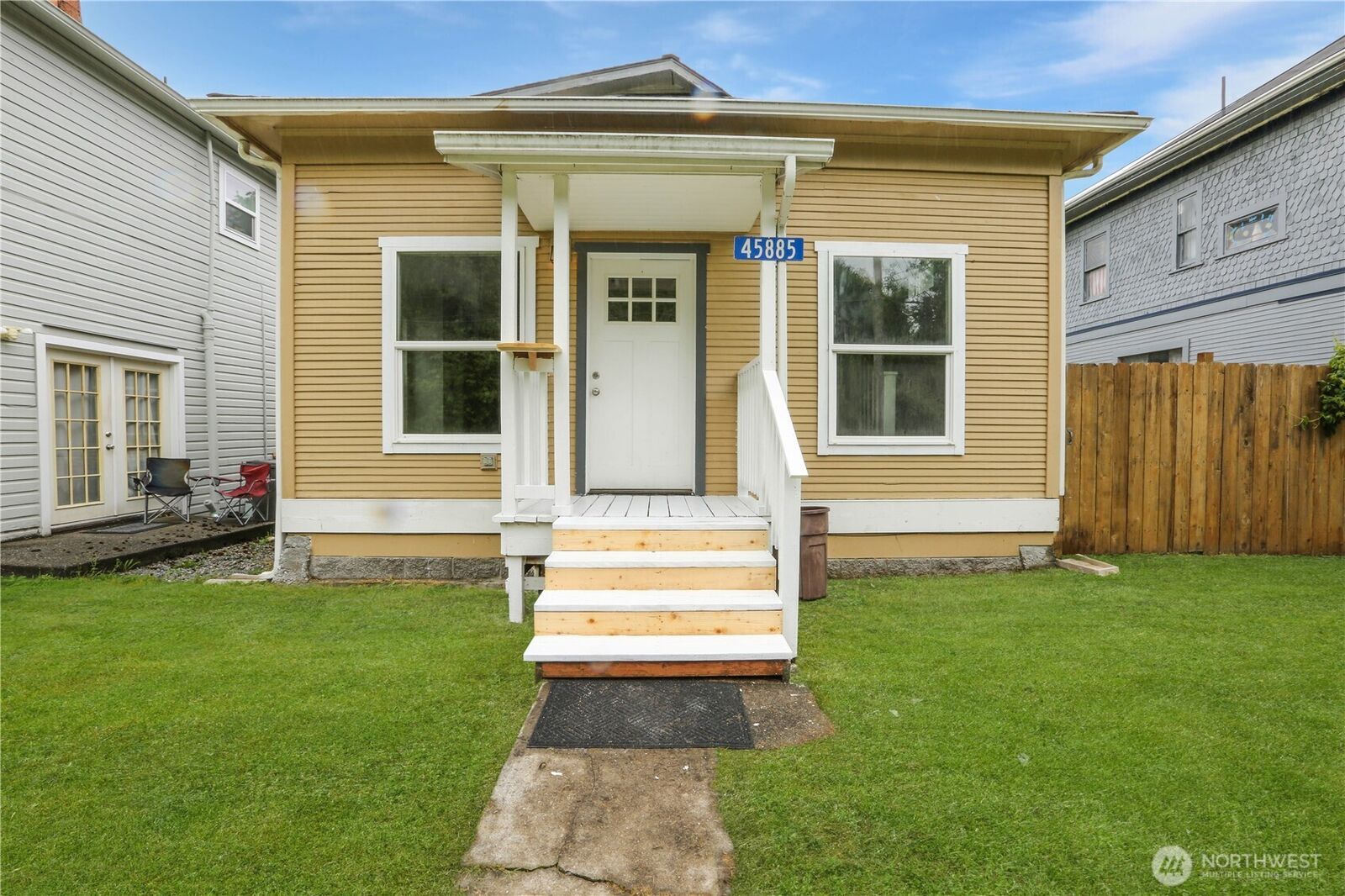 Property Photo: 45885 Division Street WA 98237