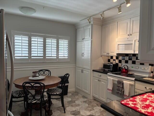 Property Photo: 15234 Lakes Of Delray Boulevard 276 FL 33484