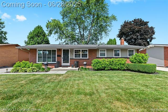 31201 Kenwood Avenue  Madison Heights MI 48071 photo