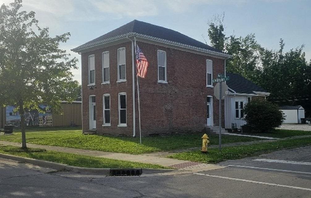 Property Photo:  2212 E Cumberland Road  IN 47335 