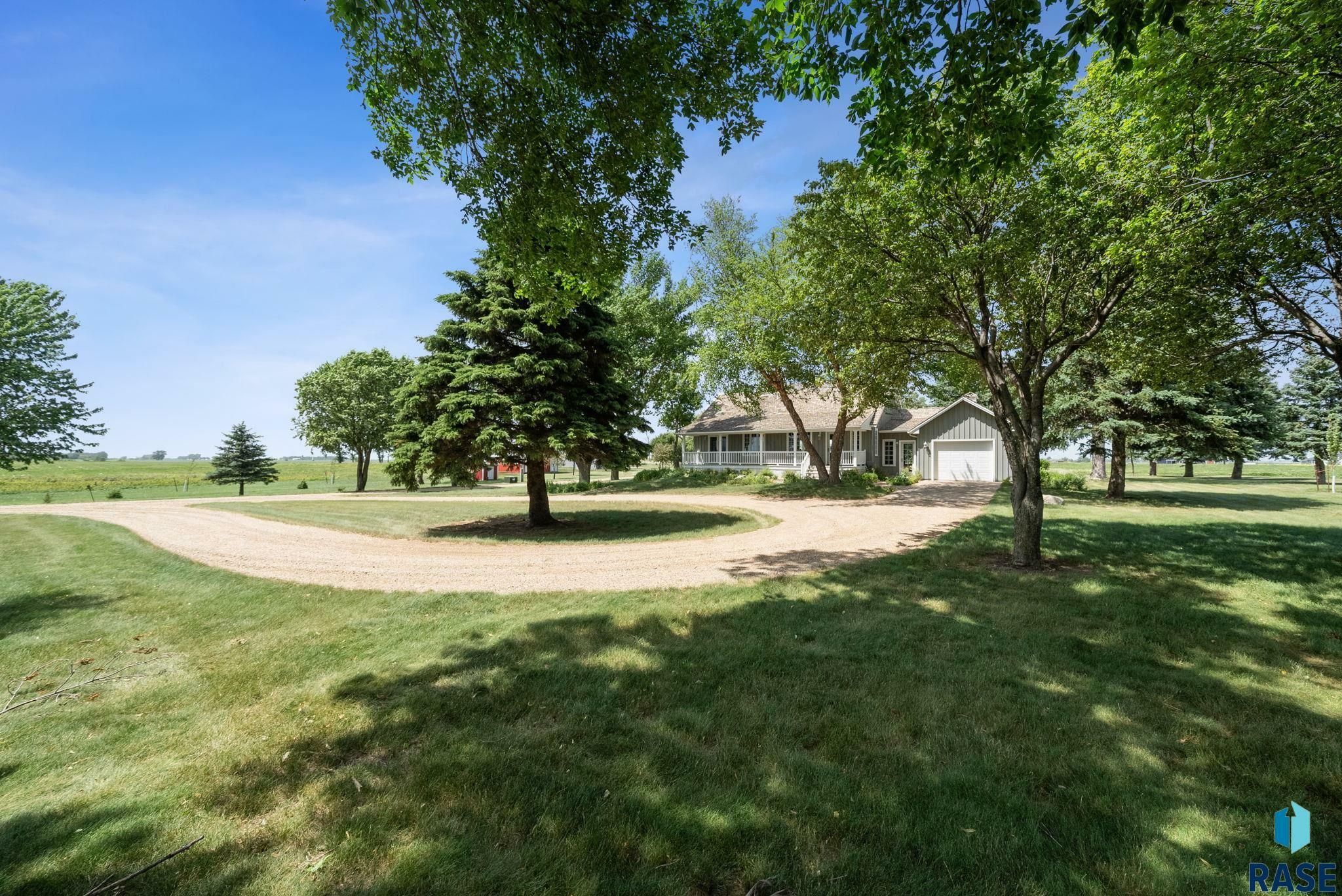 Property Photo: 46582 282nd St SD 57039