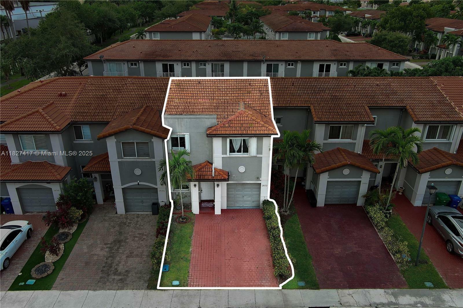 Property Photo: 2872 SW 127th Way 1 FL 33027