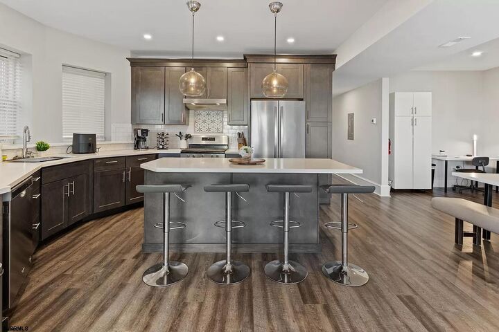 Property Photo: 114 S Raleigh Ave NJ 08401