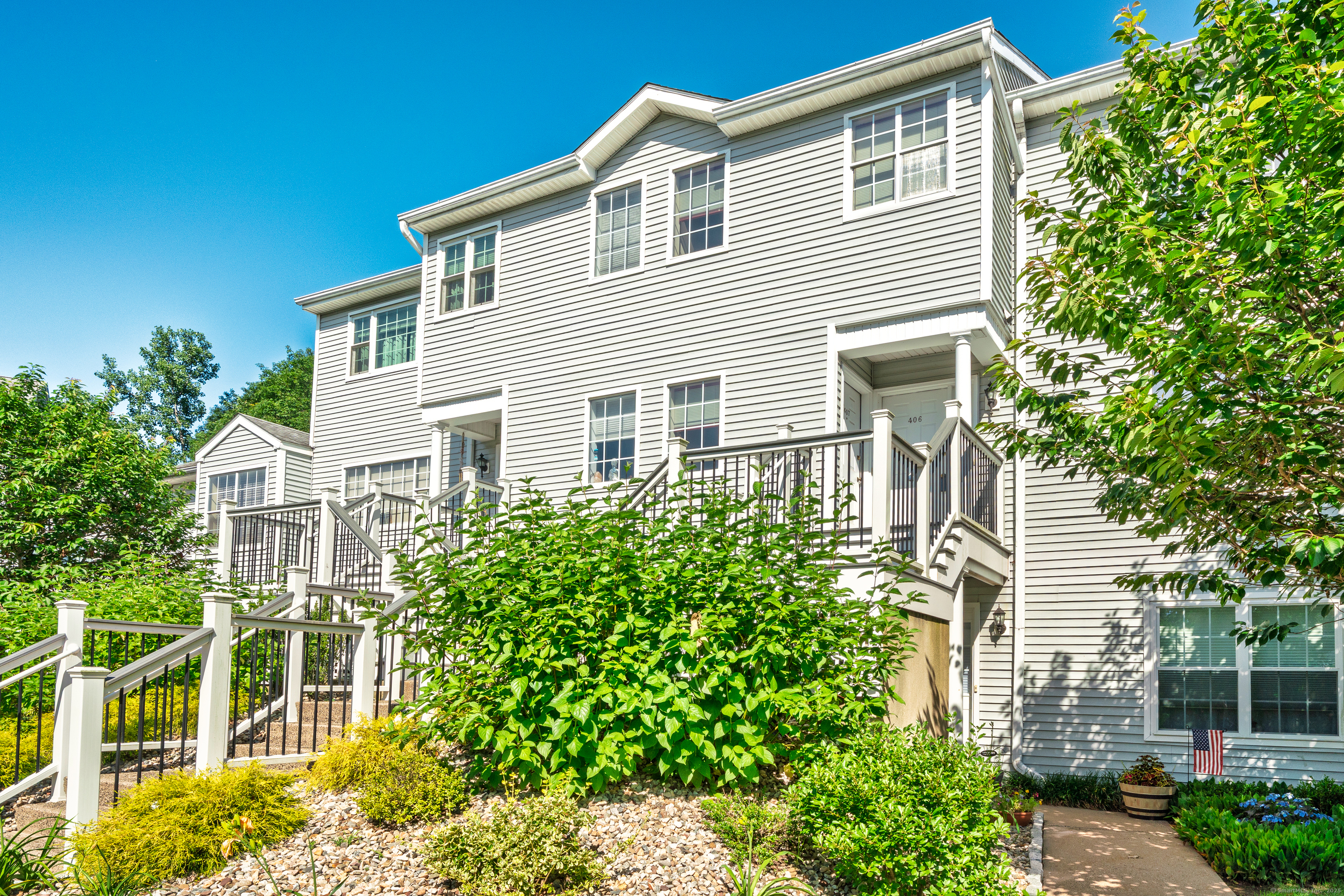 Property Photo: 406 Watercourse Row 406 CT 06067