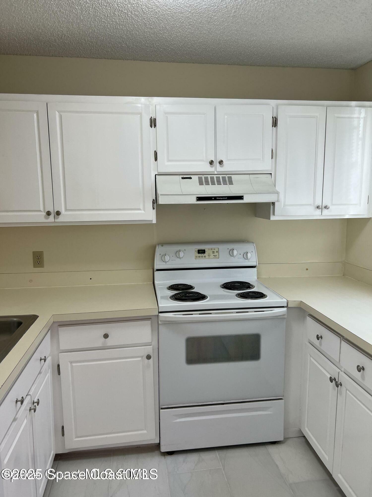Property Photo: 2196 Knox McRae Drive FL 32780